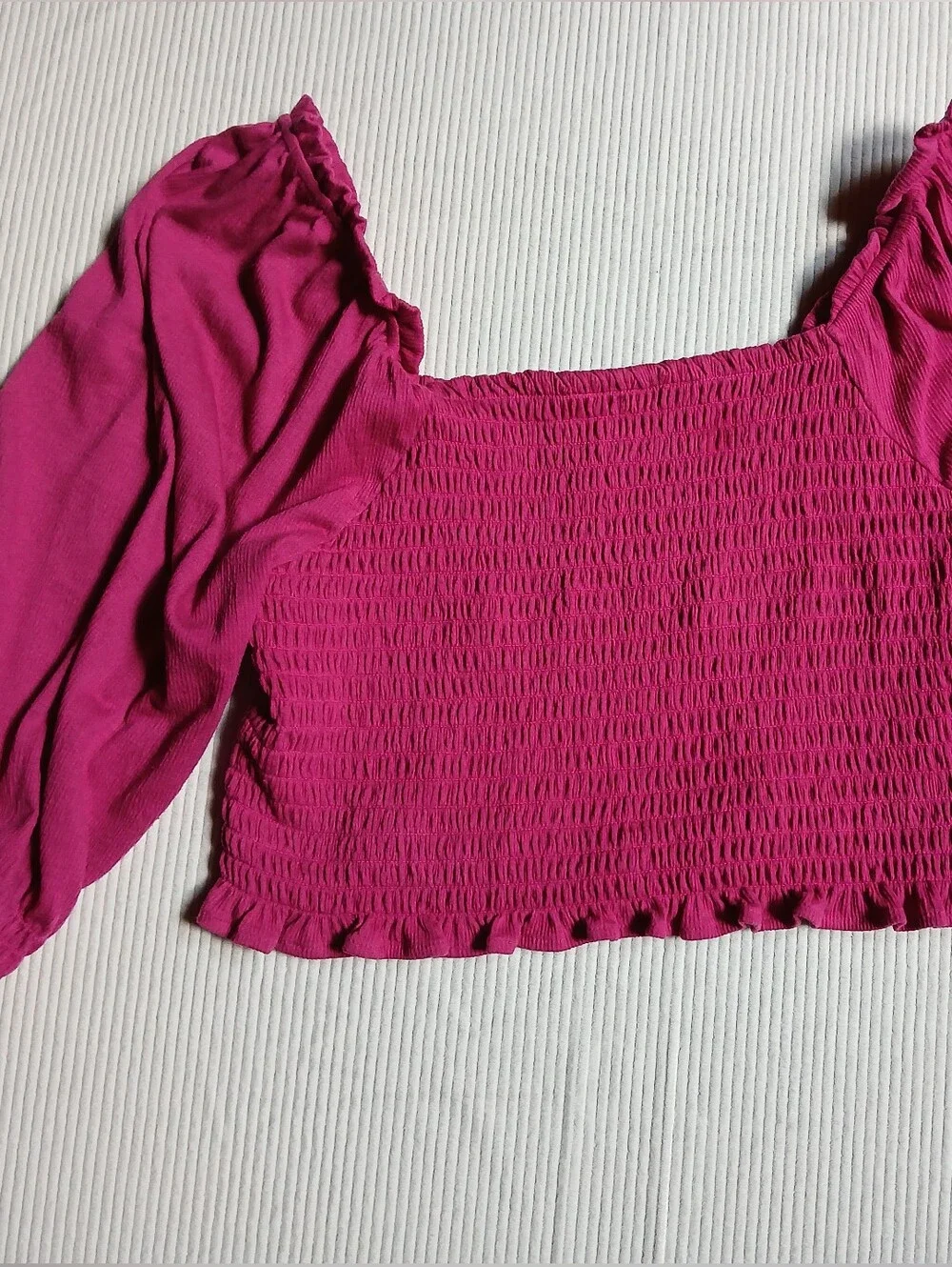 Free People Pink Smocked Off Shoulder Crop Top Boho Balloon Sleeve Size Medium